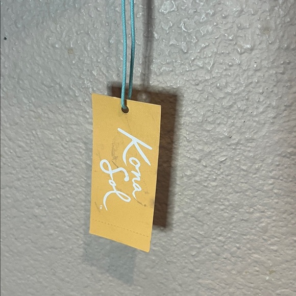 New Kona Sol Women’s High Neck Bikini Top Black Cream Beige Size XL NWT - Picture 5 of 13